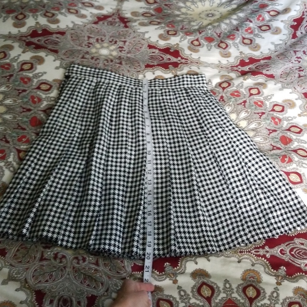 Maggie Lawrence Collection Skirt